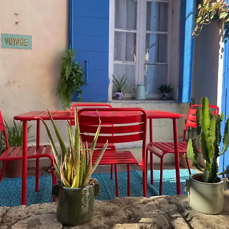 Charming With Patio In The Heart Of Marseille